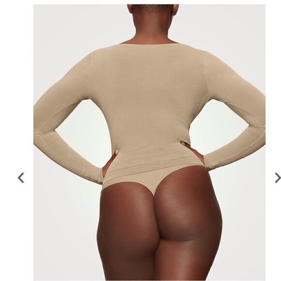 SKIMS
Vintage Scoop Long-Sleeve T-Shirt desert XS - Picture 3 of 5